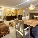 Apartment Maria Luisa *