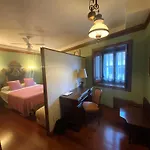 Maria Luisa Apartment Burgo