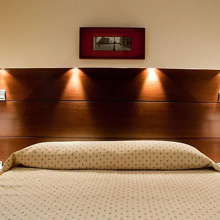 Apartment Maria Luisa Burgos