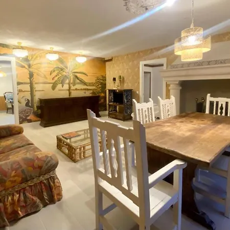Apartment Maria Luisa *
