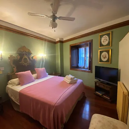 Maria Luisa Apartment