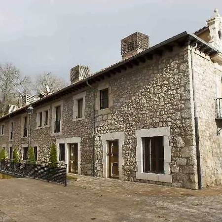 Apartment Maria Luisa *