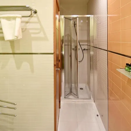 Maria Luisa 아파트