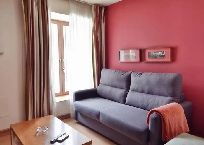 Maria Luisa Apartman Burgo
